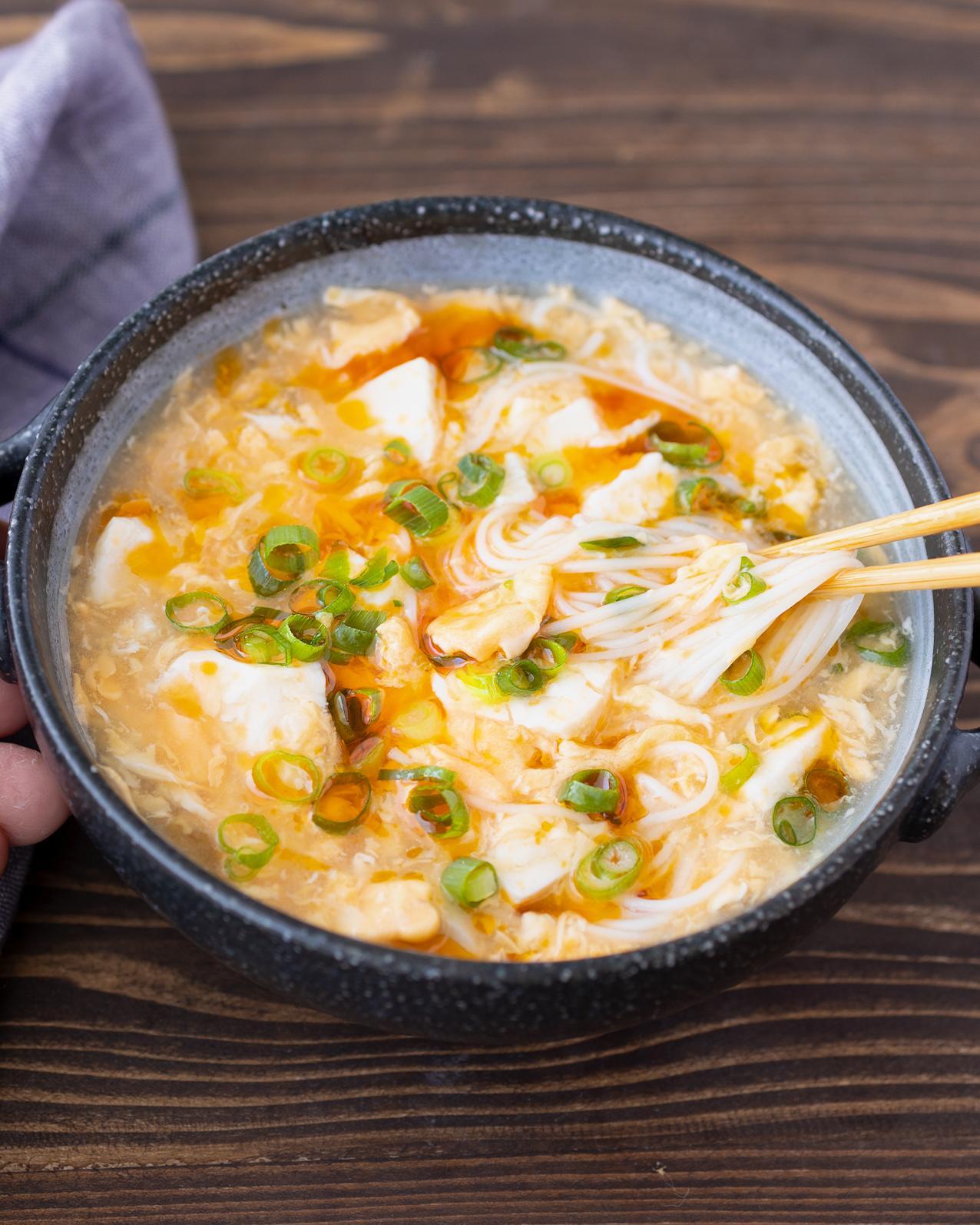 酸 辣 湯麺